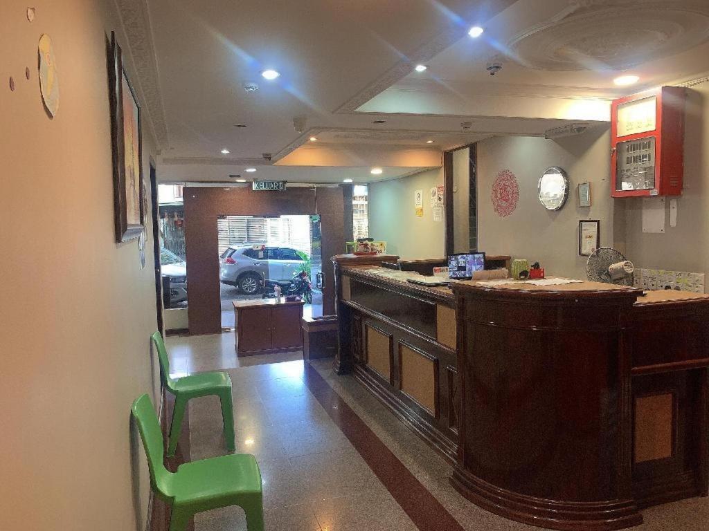 River Park Hotel Sibu Esterno foto